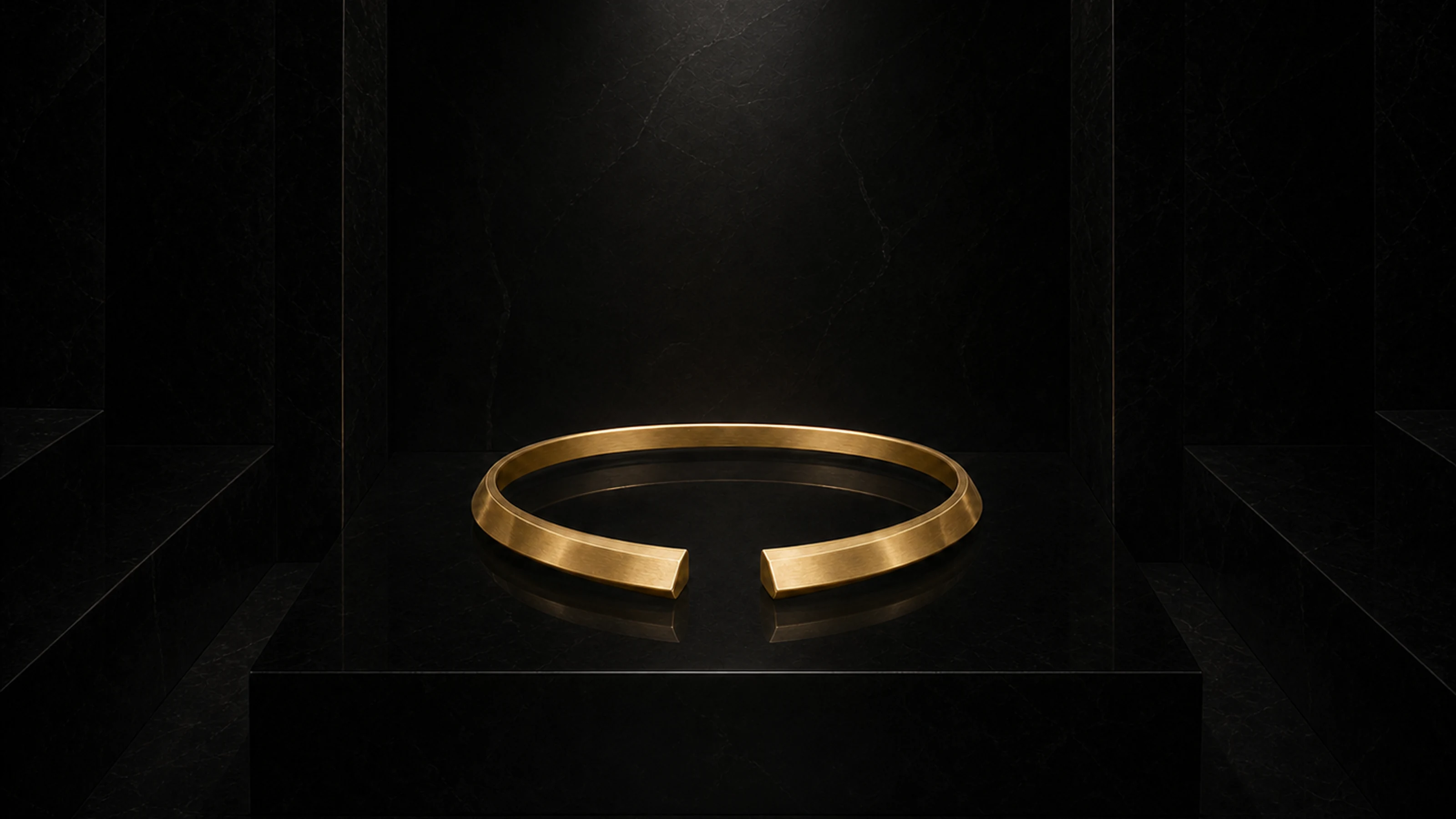 Archive Gold Torque